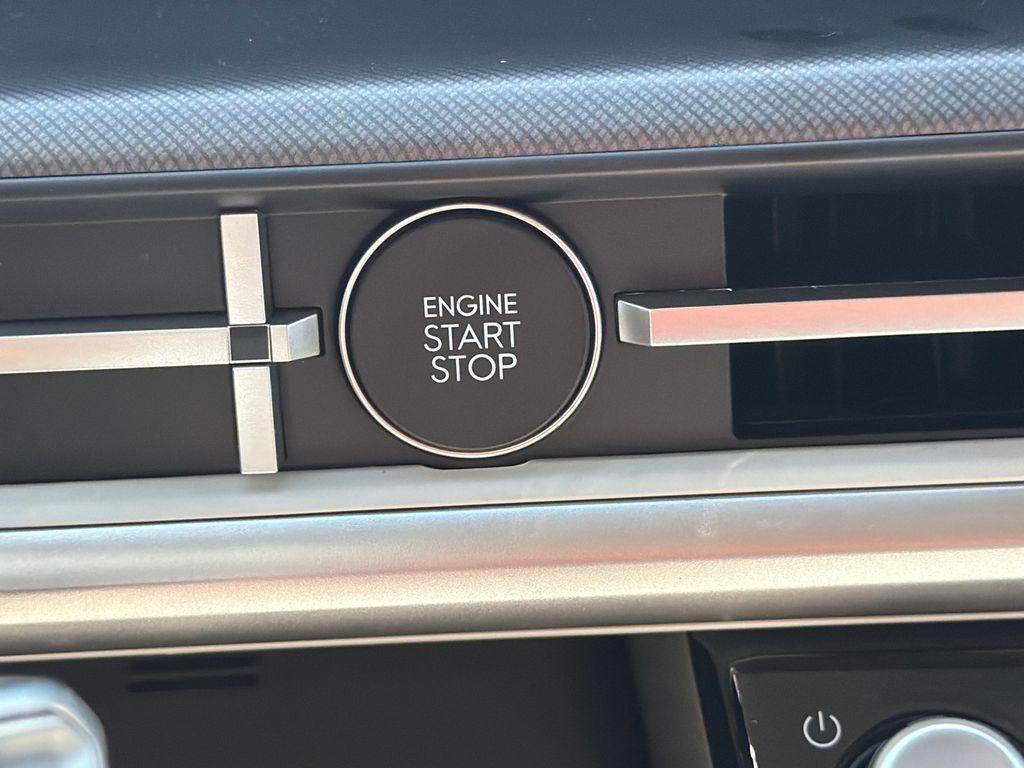 New 2027 Gray Hyundai SE image 30