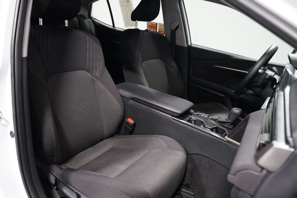 Thumbnail: 2025 Toyota Camry - 28