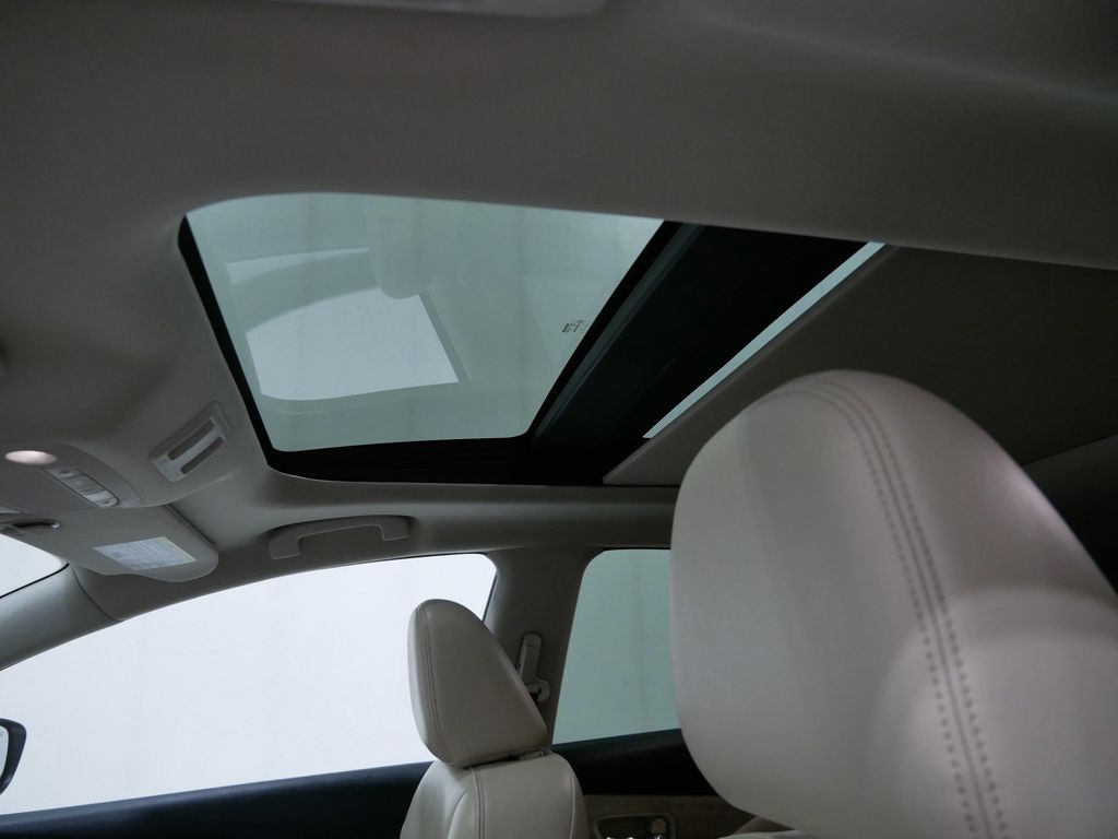Used 2023 Nissan Murano SUV