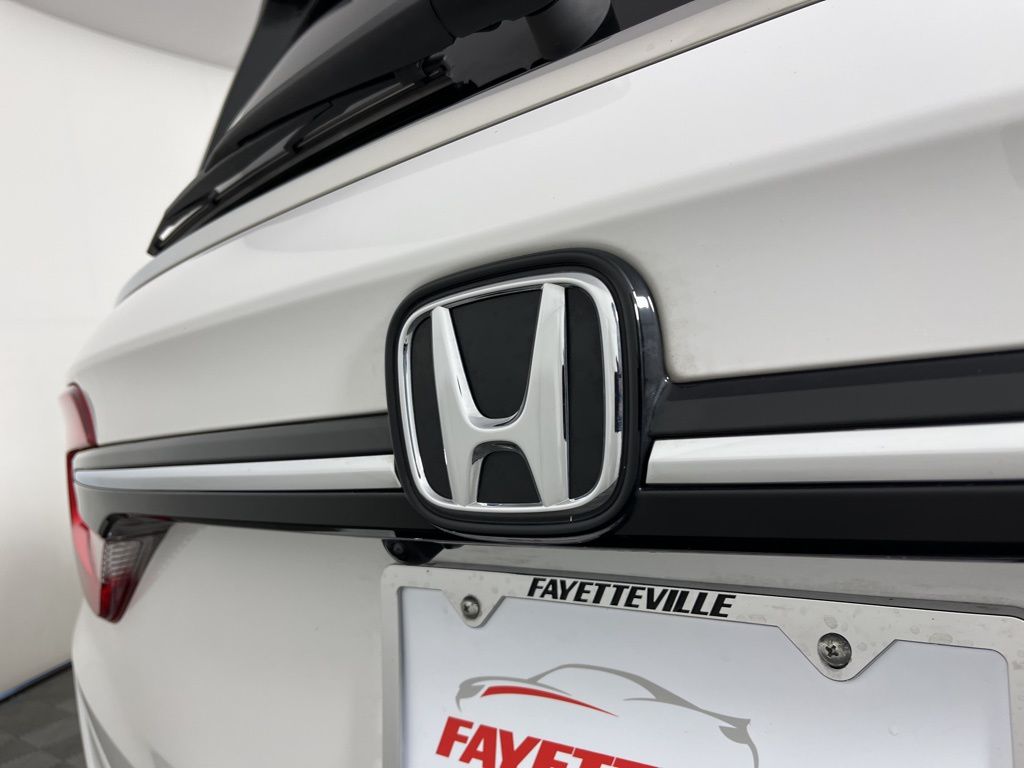 2024 Honda Odyssey Elite 16
