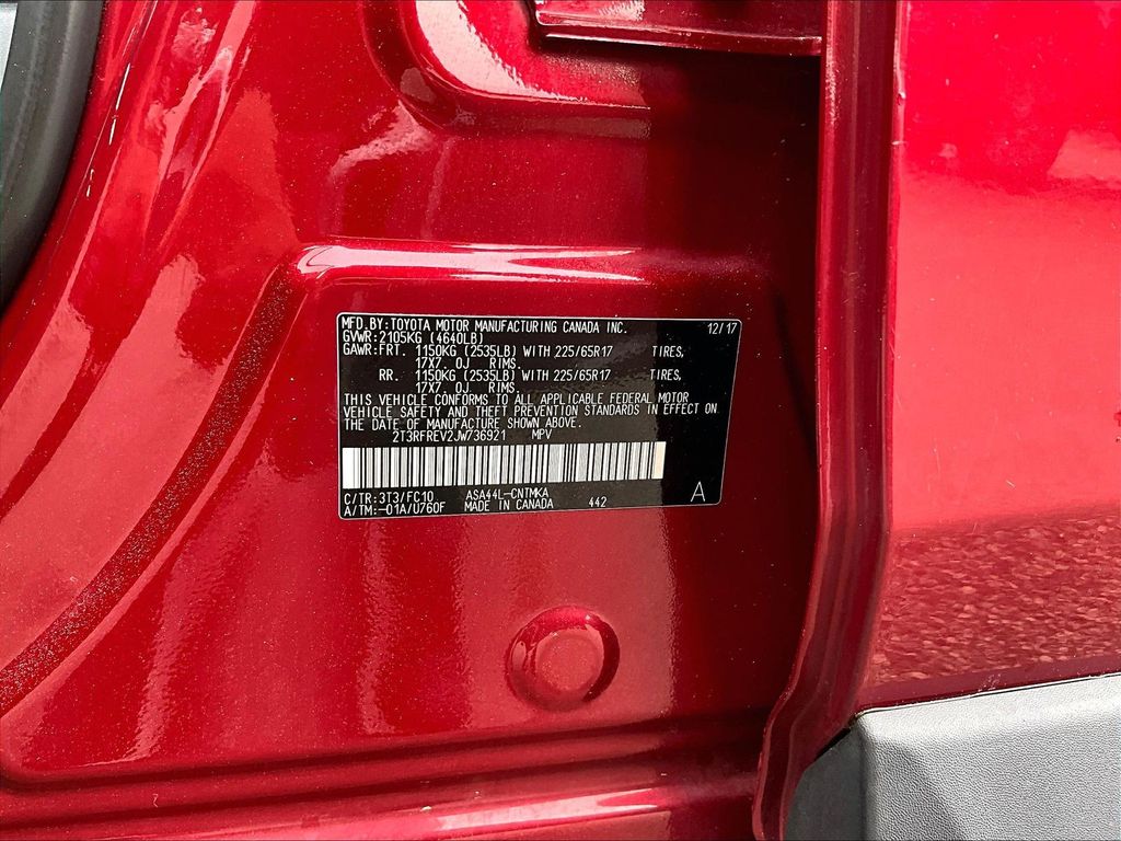 2018 Toyota RAV4 — photo 9