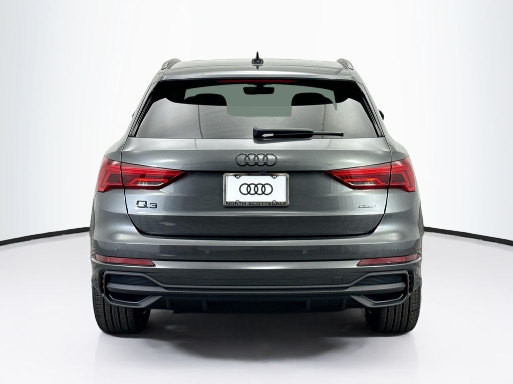 Thumbnail: 2025 Audi Q3 - 6