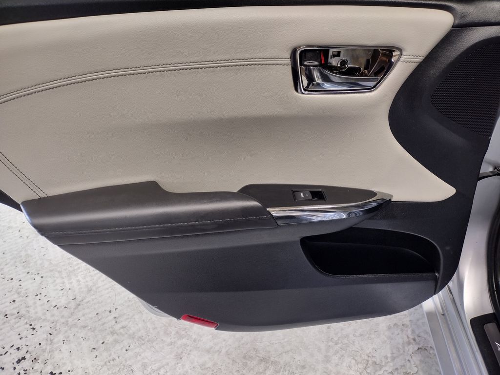 2018 Toyota Avalon Hybrid Limited