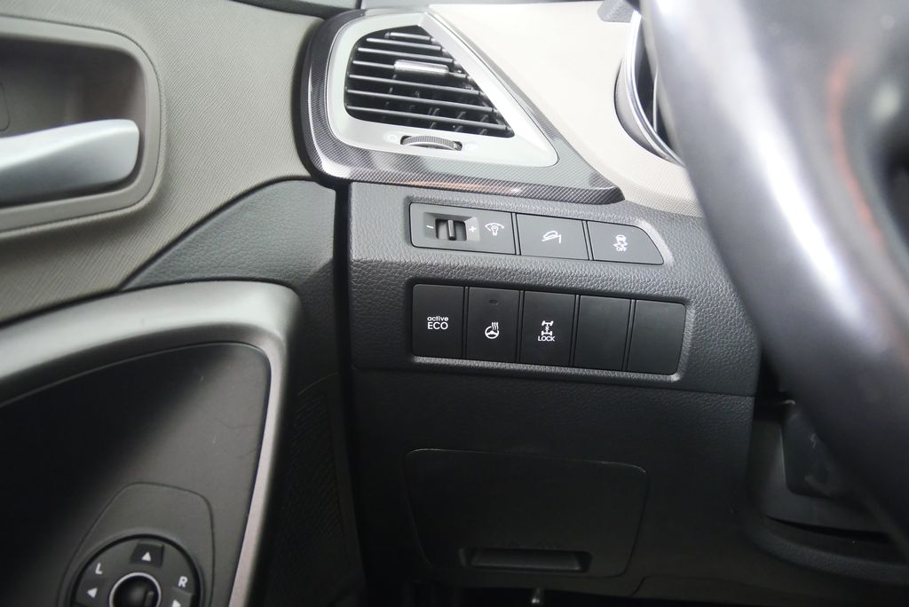 2013 Hyundai Santa Fe Sport 2.0T 18