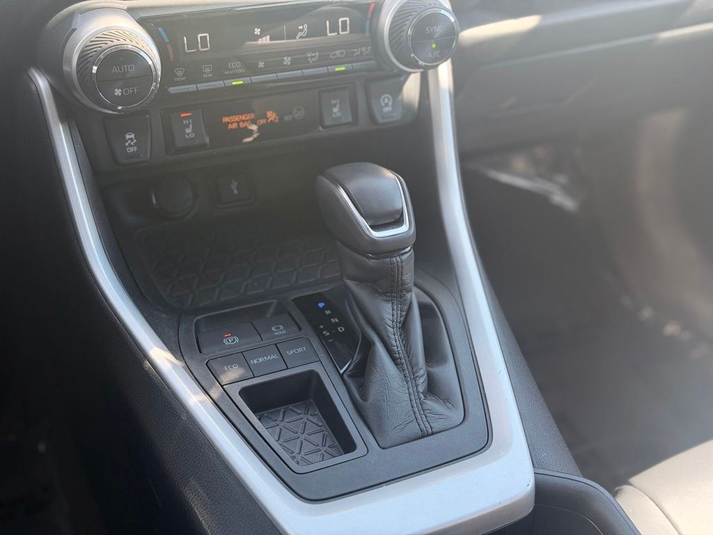 Used 2020 Toyota RAV4 SUV