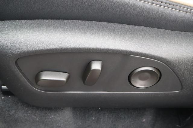 Thumbnail: 2026 Chevrolet Traverse - 17