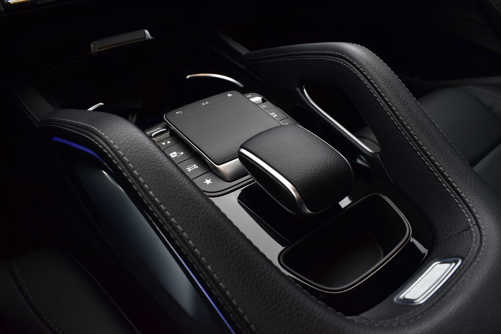 Thumbnail: 2022 Mercedes-Benz GLE - 22