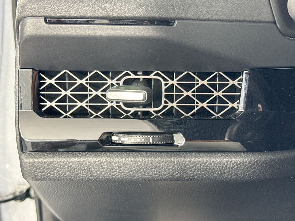 2025 Honda Accord Hybrid Sport-L photo