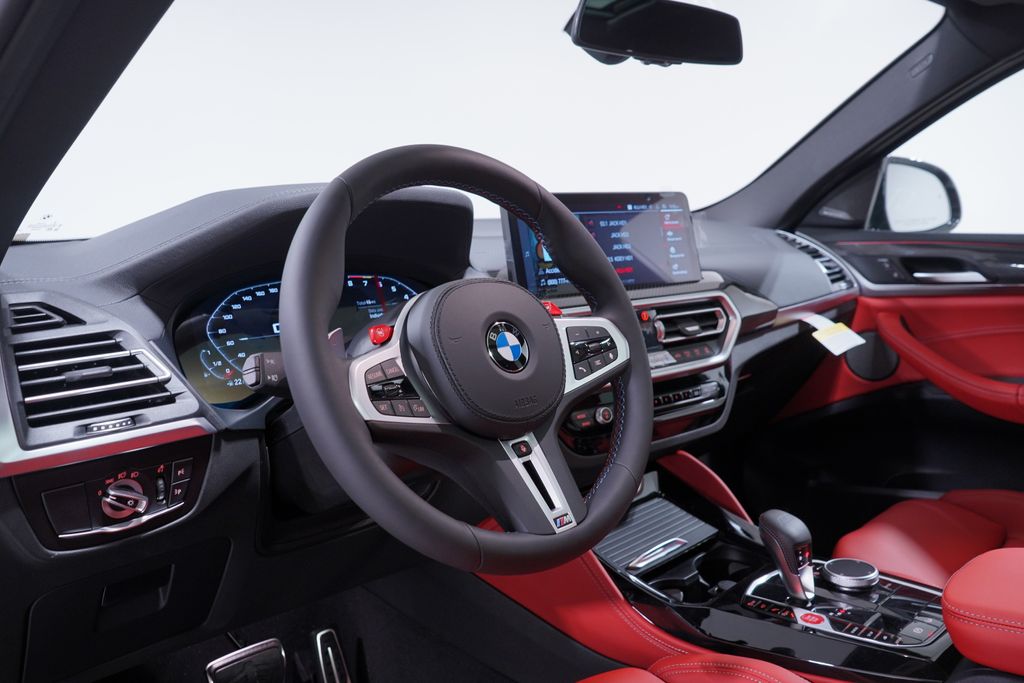 2025 BMW X4 M 6