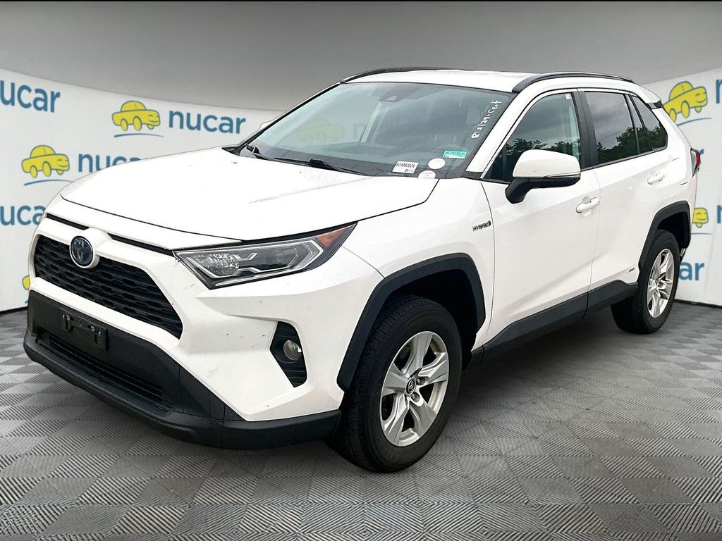 2021 Toyota RAV4 Hybrid — photo 3