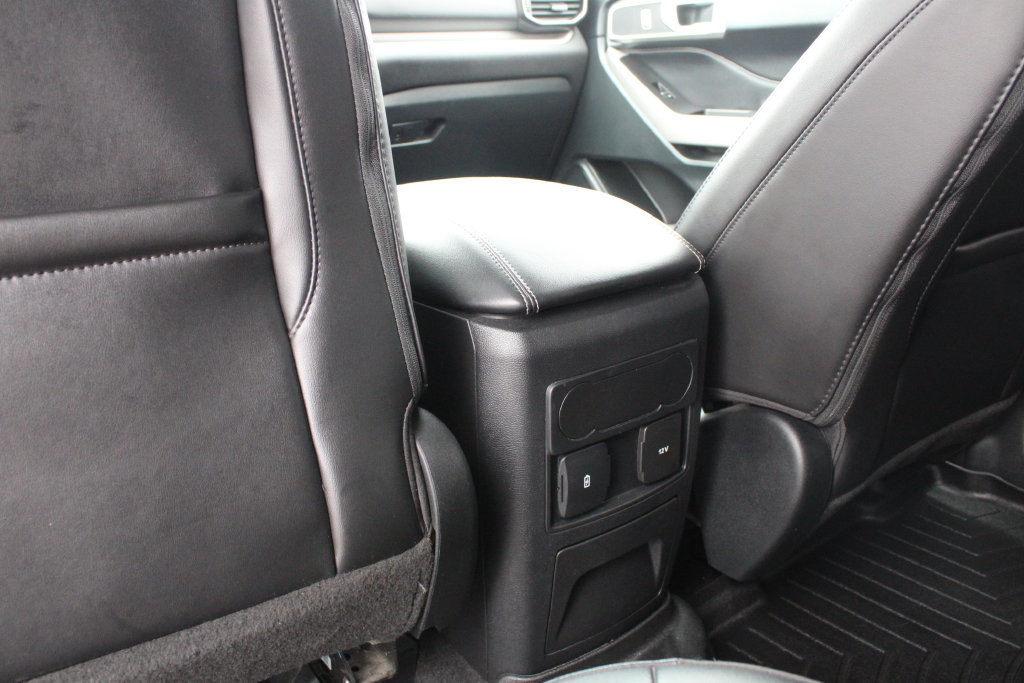 Used 2023 Gray Ford XLT image 24
