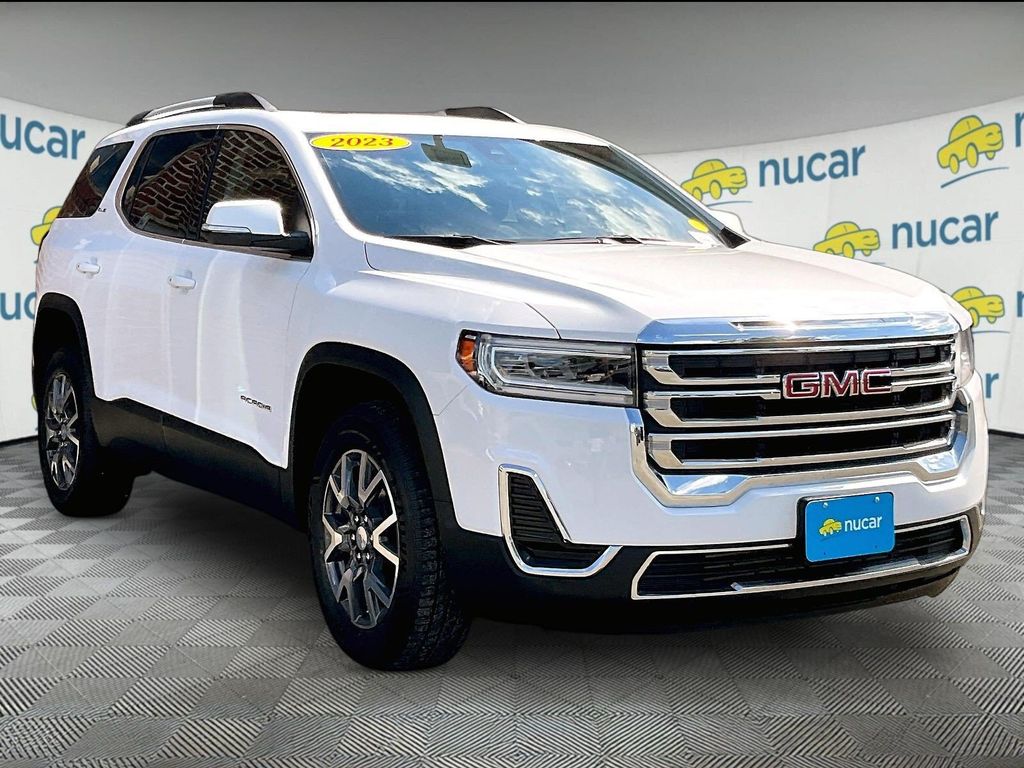 Summit White 2023 GMC Acadia SUV / Crossover Four-Wheel Drive 9-Speed Automatic