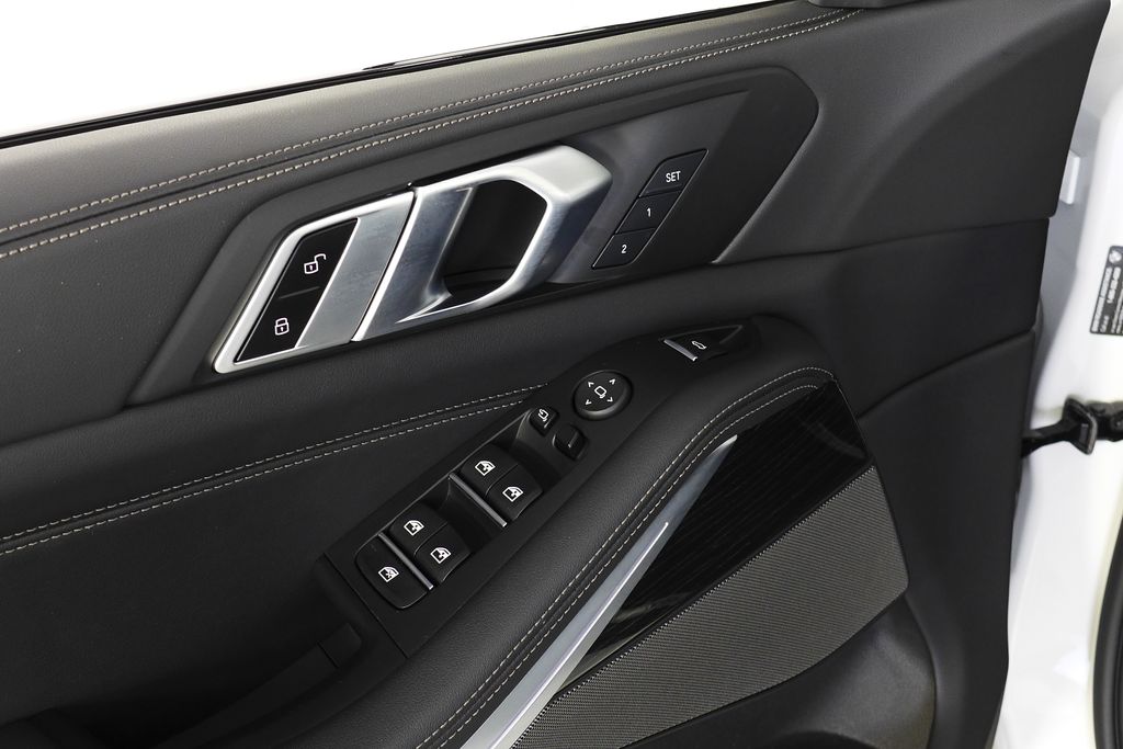 Thumbnail: 2024 BMW X5 - 12