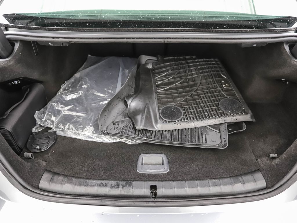 Thumbnail: 2023 BMW 5 Series - 24