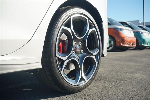 Thumbnail: 2026 Volkswagen Golf - 7