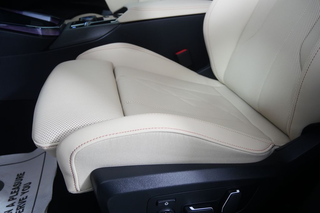 Thumbnail: 2026 BMW X3 - 10