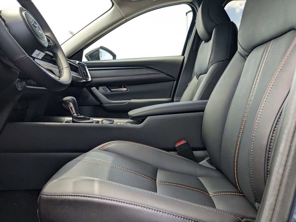 2025 Mazda CX-50 2.5 S Premium Plus
