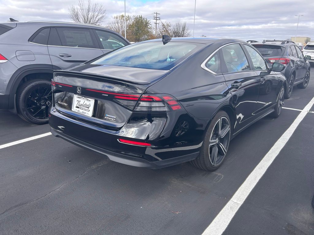 2024 Honda Accord Hybrid Sport 3