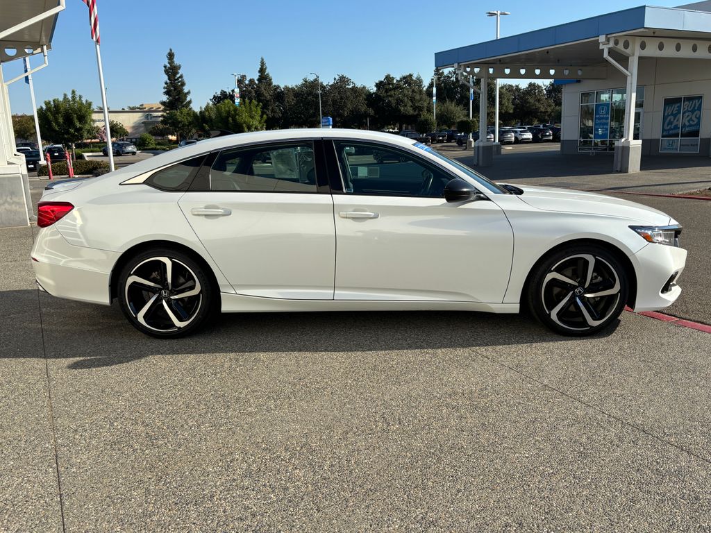 Thumbnail: 2022 Honda Accord - 4