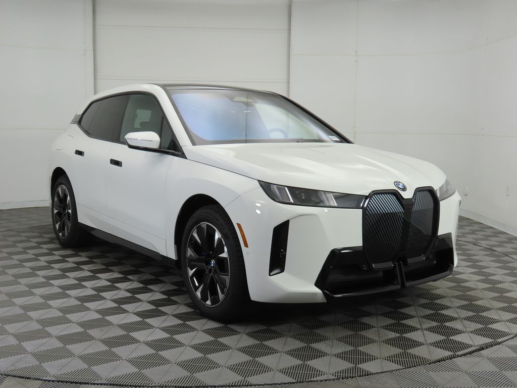 Thumbnail: 2026 BMW iX - 3