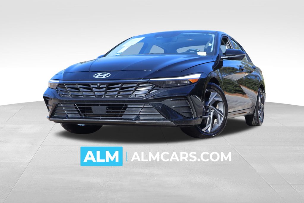 2024 Hyundai Elantra Limited FWD