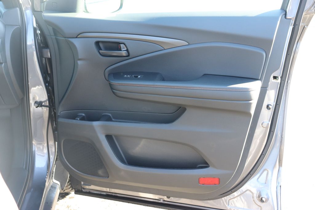 2025 Honda Ridgeline TrailSport 18