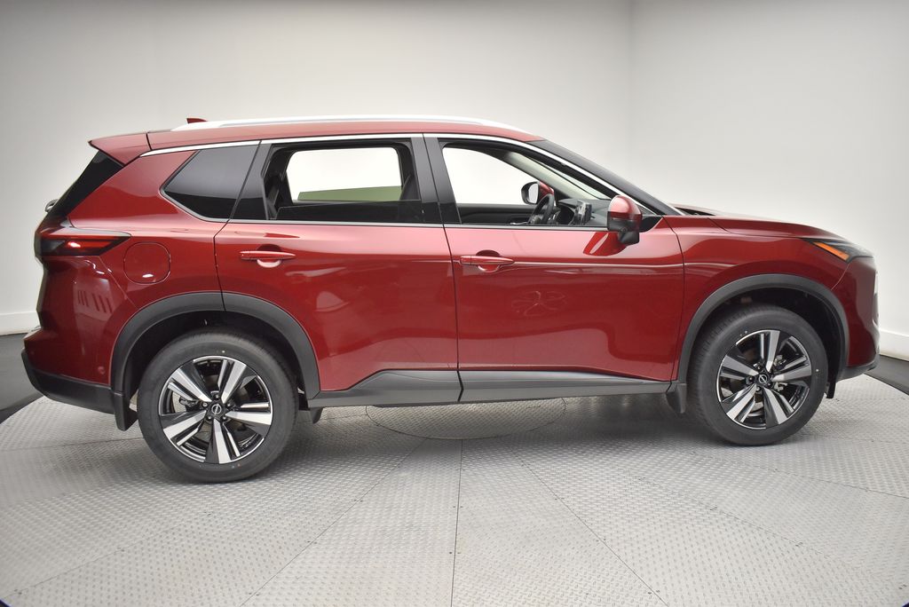 2025 Nissan Rogue SL 4
