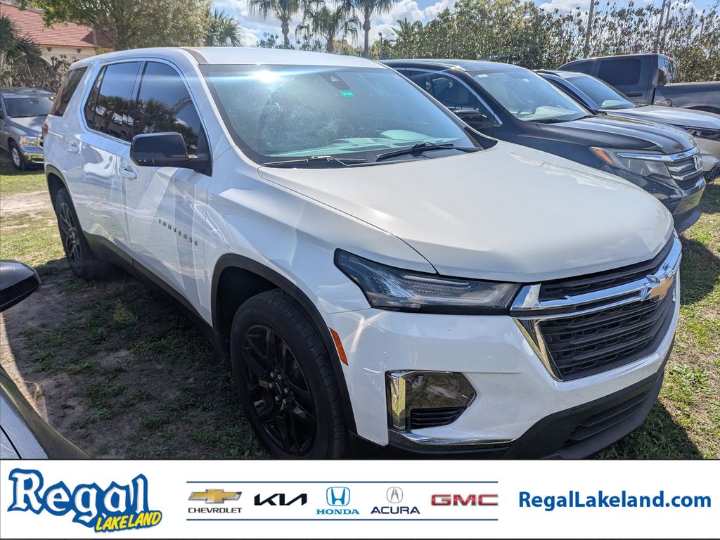 2022 Chevrolet Traverse LS FWD