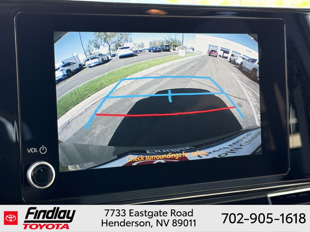 Used 2025 Toyota Sienna Van