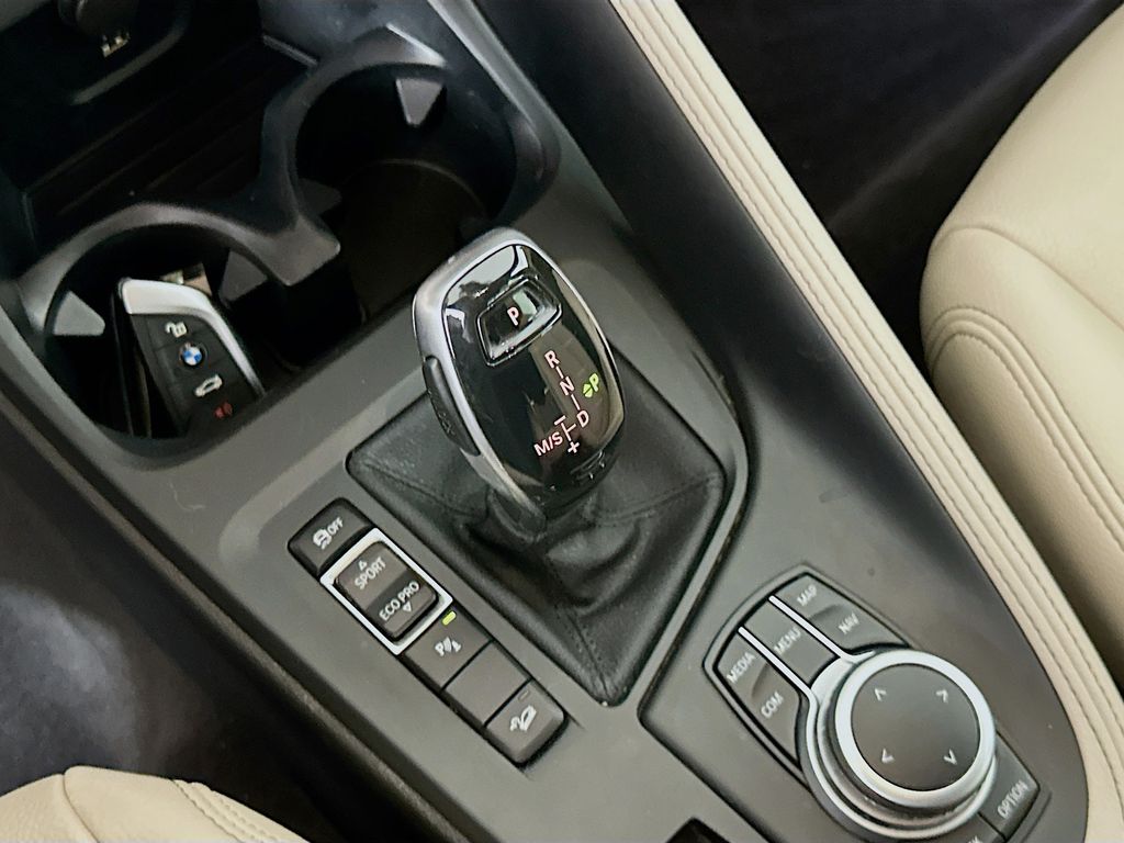 Thumbnail: 2021 BMW X1 - 17