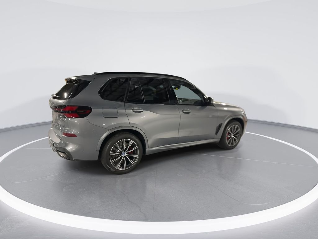 2025 BMW X5 xDrive50e 8