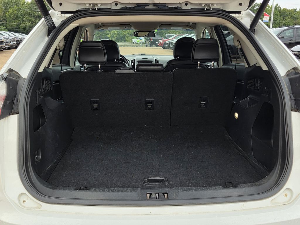 Used 2019 Ford Edge SUV