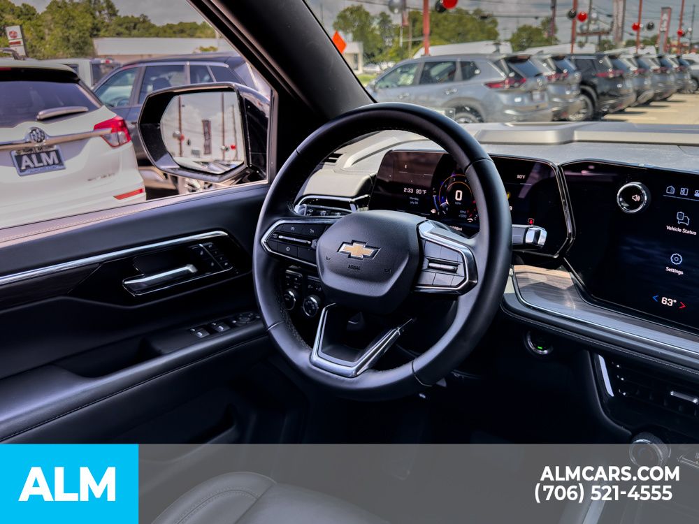 Used 2025 Black Chevrolet LT image 23