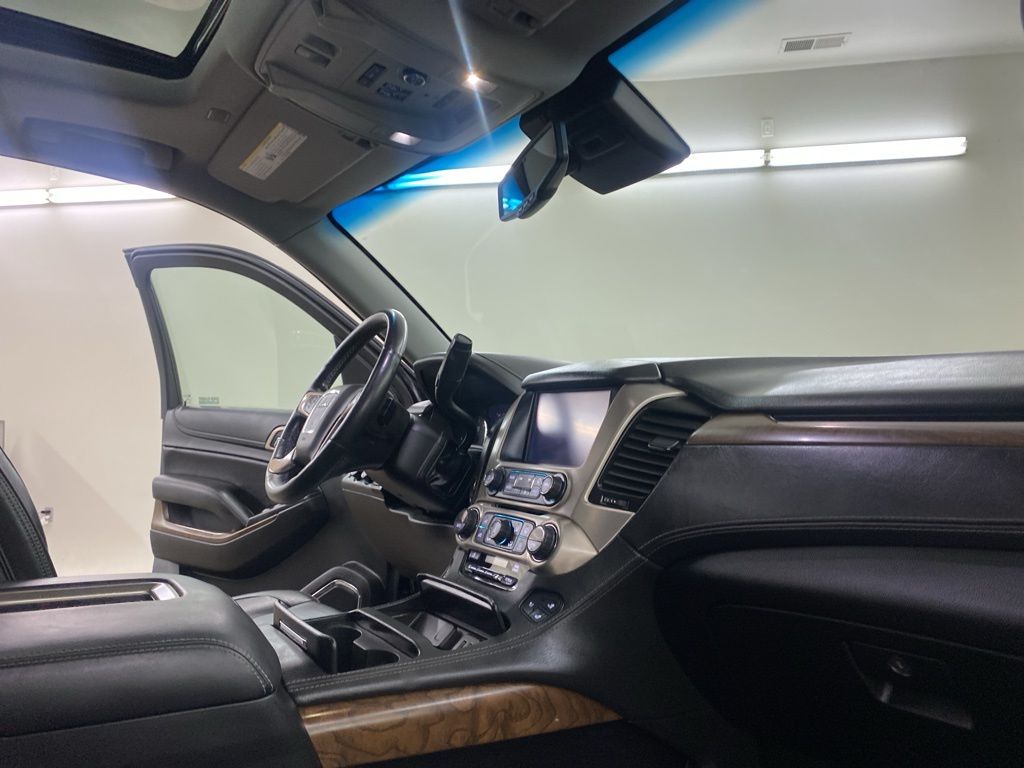 2018 GMC Yukon Denali photo
