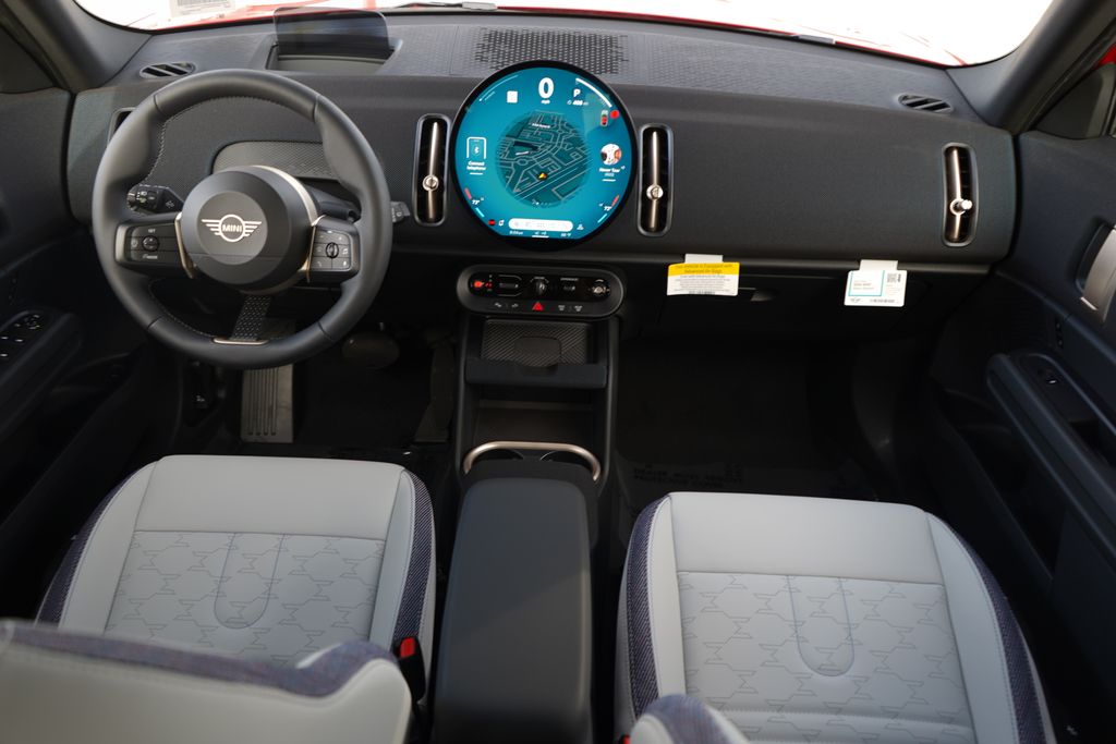 Thumbnail: 2027 MINI Cooper Countryman - 8