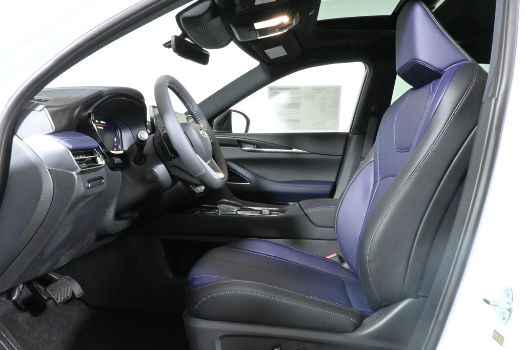 Thumbnail: 2026 INFINITI QX60 - 3