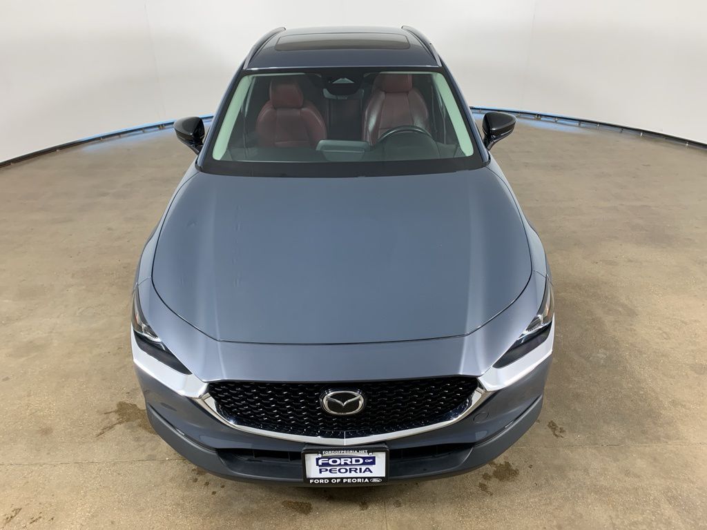 View vehicle photo 4