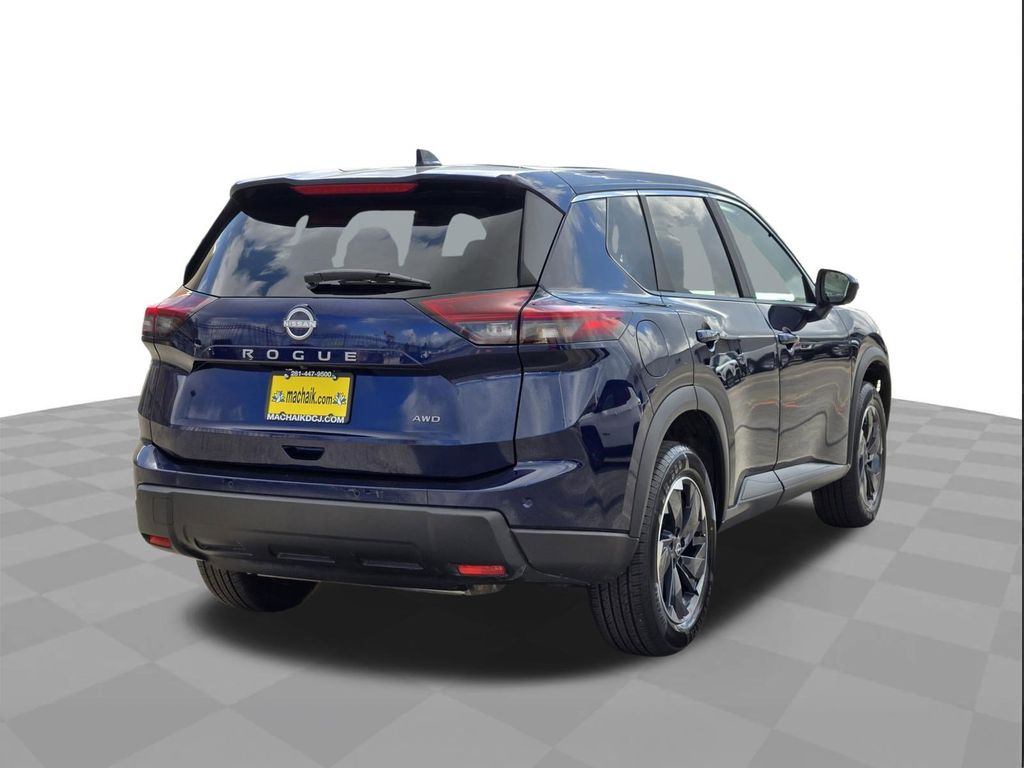 2025 Nissan Rogue SV - 3