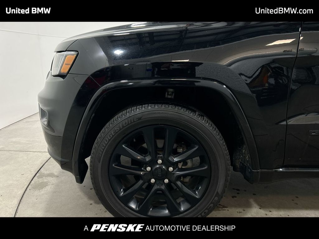 2018 Jeep Grand Cherokee Altitude 10