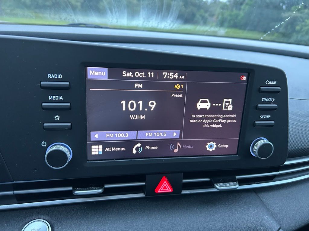 Thumbnail: 2021 Hyundai Elantra - 23