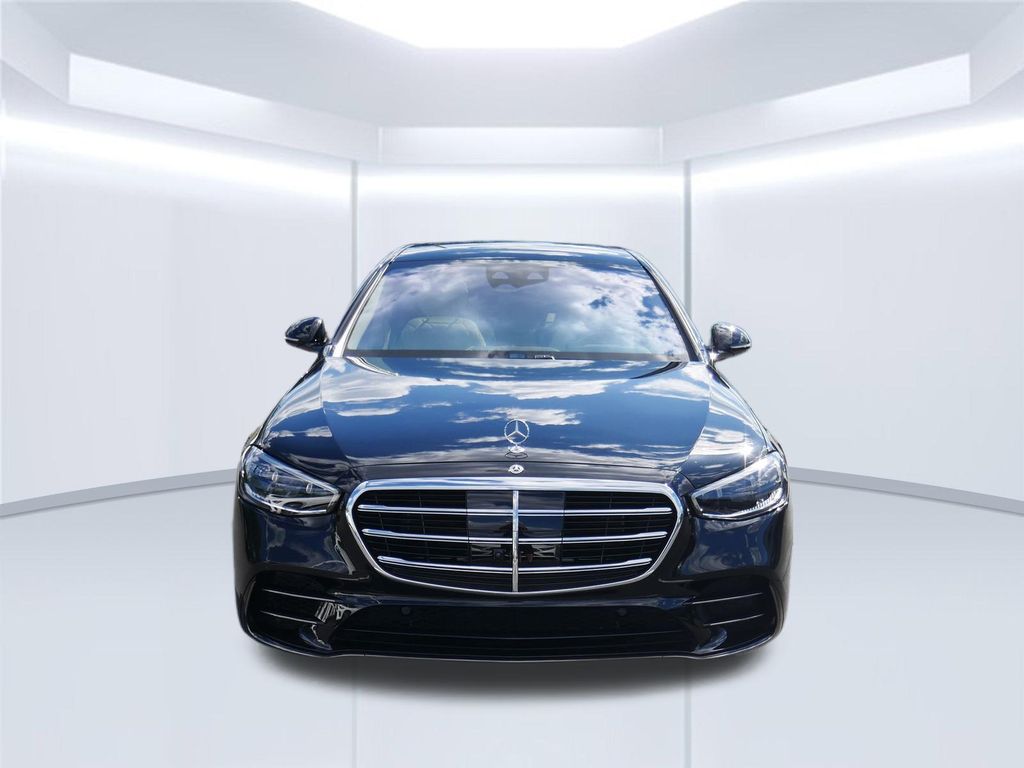 Thumbnail: 2025 Mercedes-Benz S-Class - 11