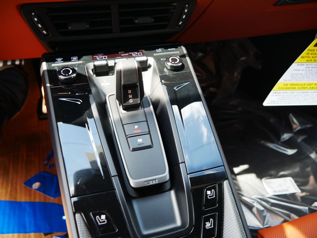 Thumbnail: 2026 Porsche 911 - 18