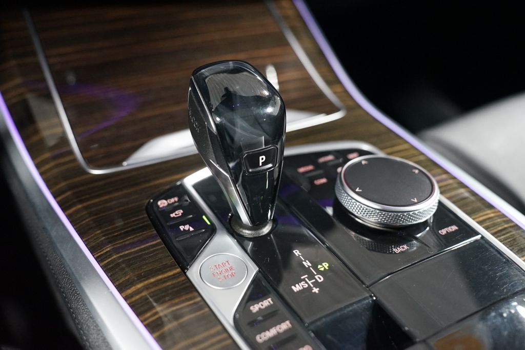 Thumbnail: 2021 BMW X5 - 23