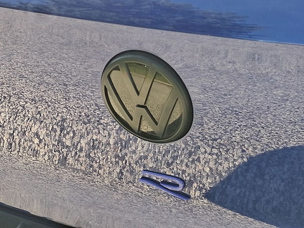 Thumbnail: 2023 Volkswagen Golf - 30