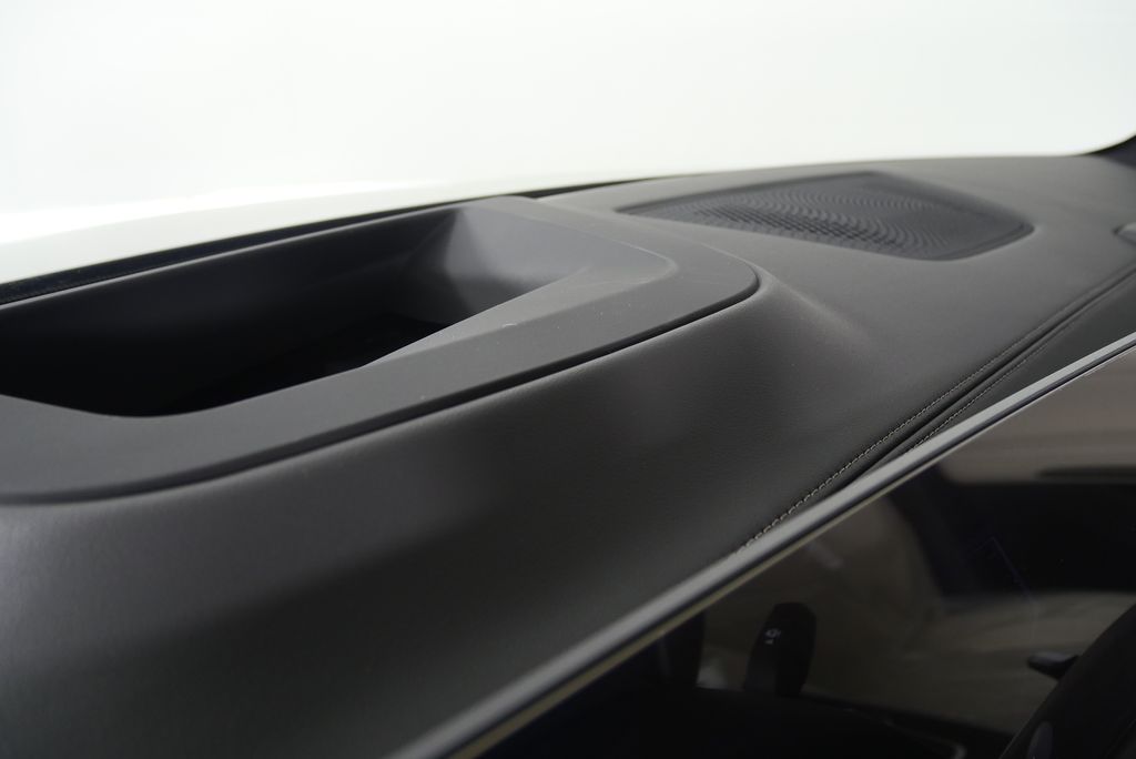 Thumbnail: 2026 BMW X5 - 18