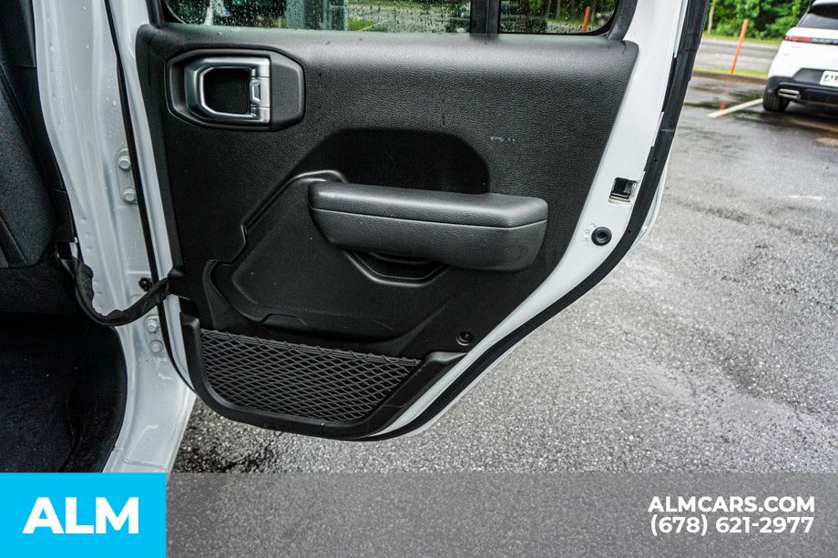 Used 2025 White Jeep Sport S image 54