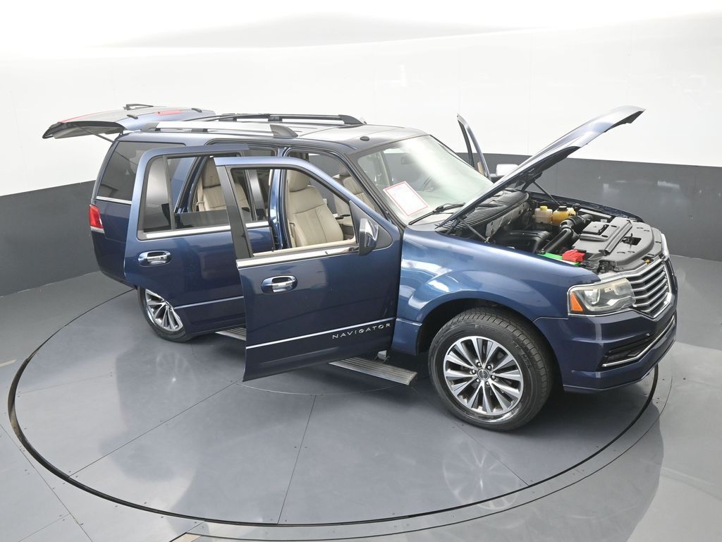 Used 2016 Midnight Lincoln Select image 69