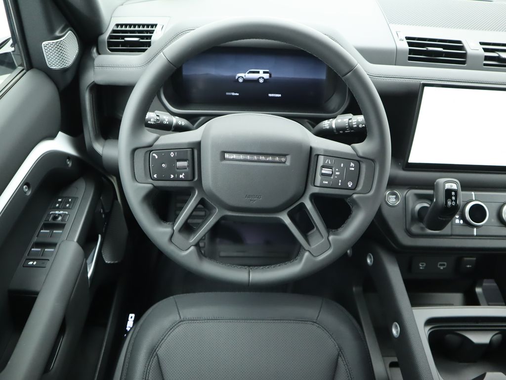 Thumbnail: 2024 Land Rover Defender - 10