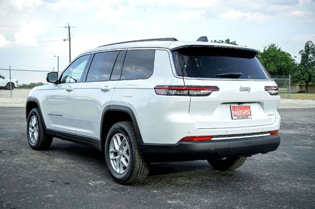 New Car 2025 Jeep Grand Cherokee L  Laredo For Sale Under $40,000 In Taylor, Texas