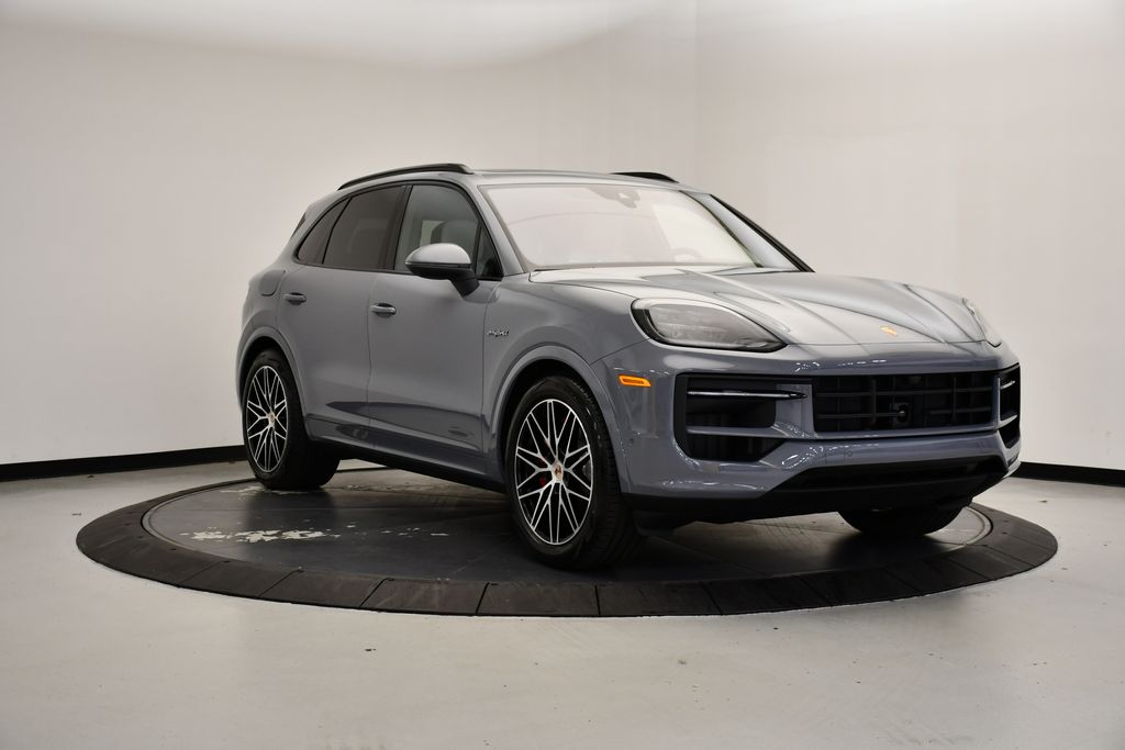Thumbnail: 2026 Porsche Cayenne - 9